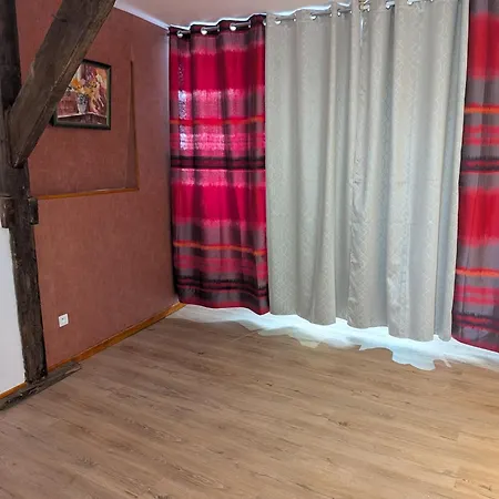 דירה Avenois 2 *