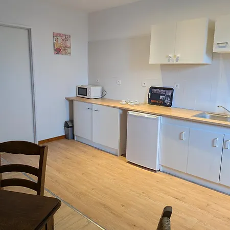 דירה Avenois 2 *